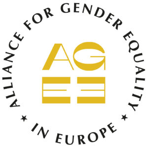 To logo του Alliance for gender equality in Europe. Ο Τίτλος με μαύρα γράμματα σχηματίζει έναν κύκλο γύρω από το ακρωνύμιο AGEE με κίτρινα κεφαλαία στο κέντρο.