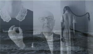 Τρεις φωτογραφίες επικαλύπτουν αχνά μια τρικυμισμένη θάλασσα σε ένα κολλάζ εικόνων. Αριστερά, μια γυναίκα τραβά μια λευκή κλωστή από τη δαντέλα στον γιακά του μαύρου ρούχου της. Στο κέντρο, ένας άνδρας με ανοιχτόχρωμα μάτια, καραφλός με γυαλιά κοιτά σοβαρός ευθεία μπροστά του και δεξιά ένα κορίτσι με μακριές πλεξούδες και αραχνοΰφαντο λευκό φόρεμα στέκεται με πλάτη σε μας κολλημένη στον τοίχο. Η μία της πλεξούδα έχει αγκιστρωθεί με καρφί στον τοίχο δεξιά της.